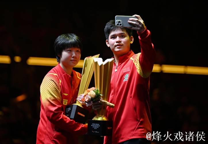 太意外！林诗栋蒯曼单局1-9，被韩国混双打懵，心态彻底崩了